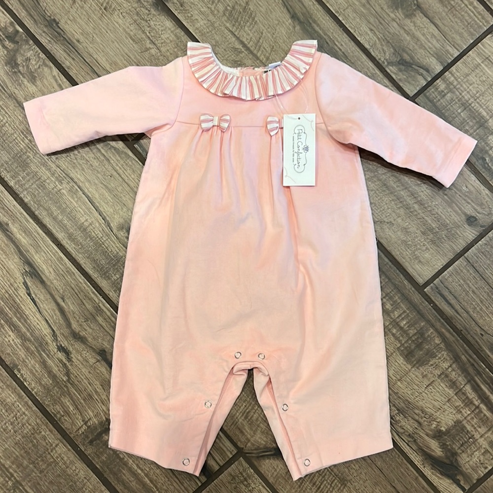 Petit Confection European branded outfit with bow detail!